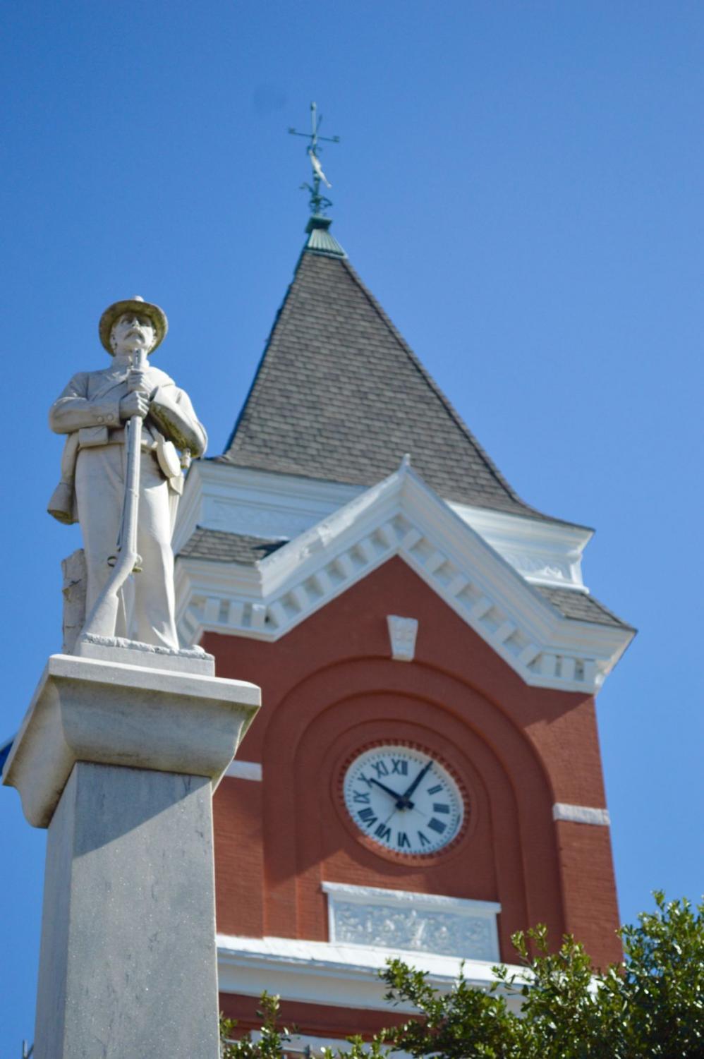 Petition+calls+for+the+removal+of+confederate+statue+in+Statesboro