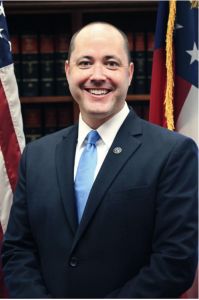 The graduate student commencement speaker will be Georgia Attorney General Chris Carr.