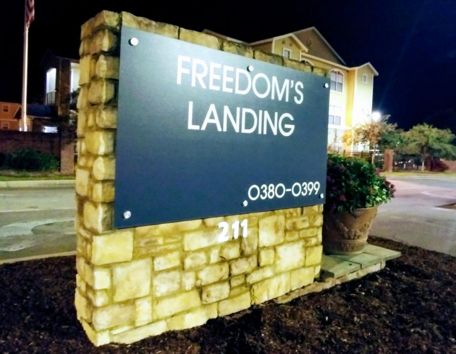 A fire occurred in a bathroom on the first-floor bathroom of Freedoms Landing due to a wiring malfunction Thursday night. Furniture and belongings from the room, including the mattress, were later removed from the dorm.