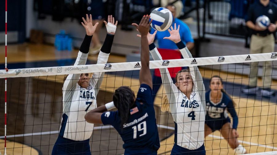 The Georgia Southern volleyball twam will take on UTA and Texas State this weekend.