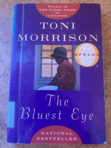 Banned Books Week: The Bluest Eye by Toni Morrison Review