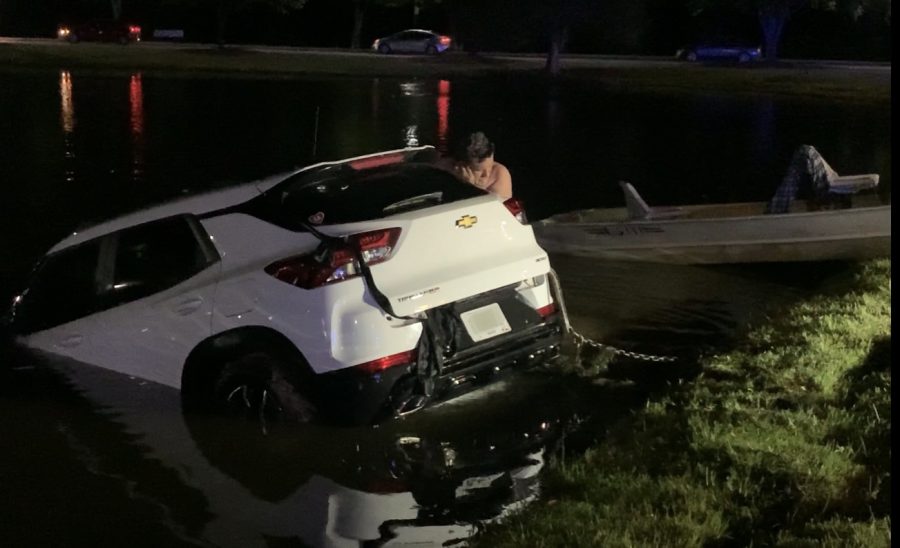 Drunk+driver+crashes+into+Georgia+Southern+pond