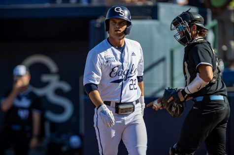 Eagles falter in midweek matchup
