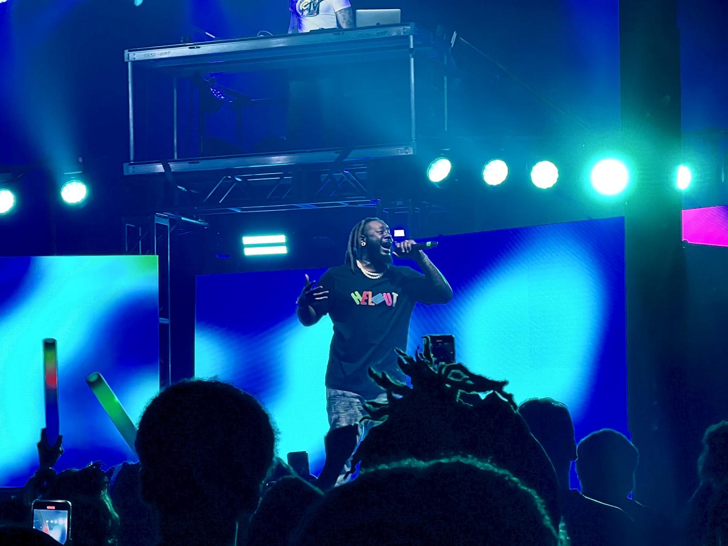 Students+share+their+favorite+moments+from+the+T-Pain+concert