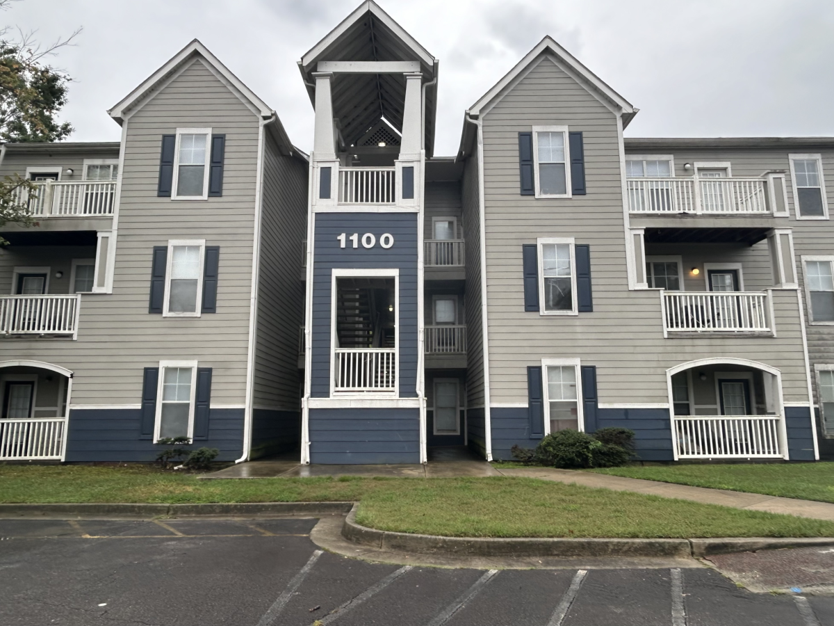 BREAKING NEWS: The Vault apartments deemed “unsafe”, students could lose housing