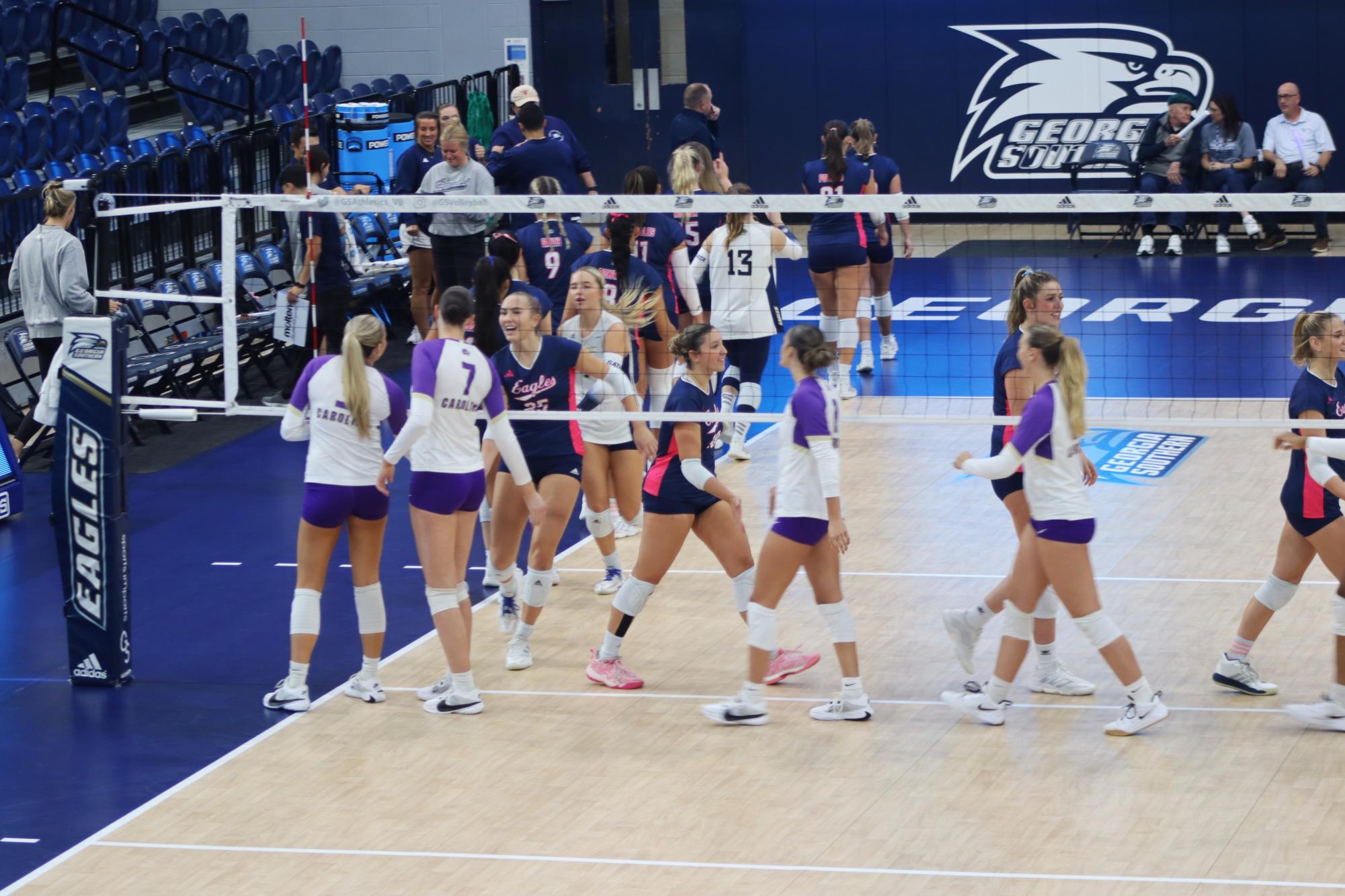 GS Women's Volleyball Defeats Western Carolina