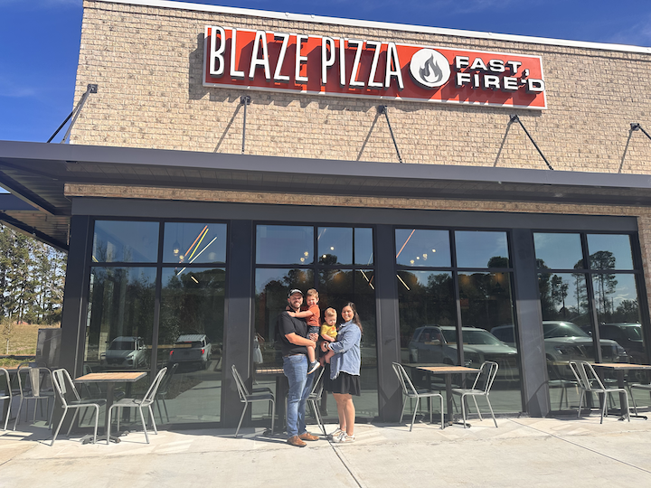 Blaze Pizza Celebrates Grand Opening Tomorrow