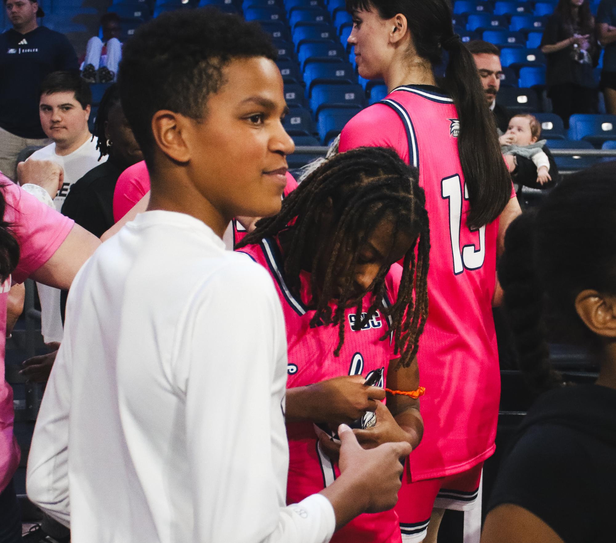 Women's Basketball Secures Milestone Victory Against Marshall